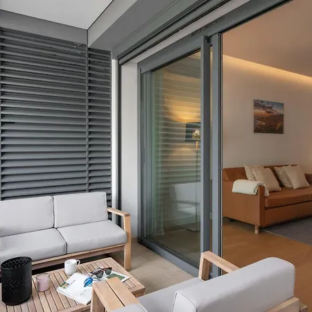 With Pool In - Acqua V 푼샬