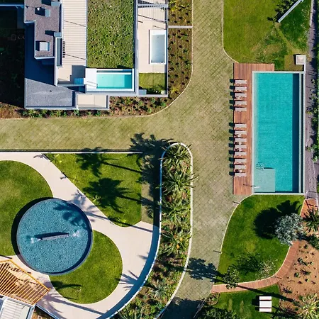 With Pool In - Acqua V * Funchal (Madeira)