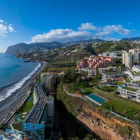 With Pool In - Acqua V