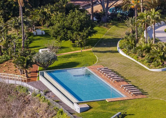 With Pool In - Acqua V *
